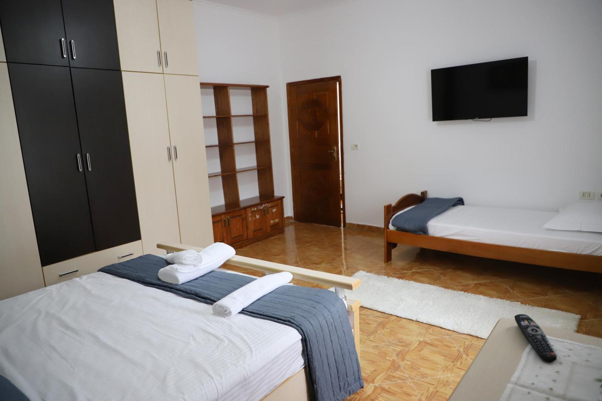 Apartment Xheison Berati Exterior foto