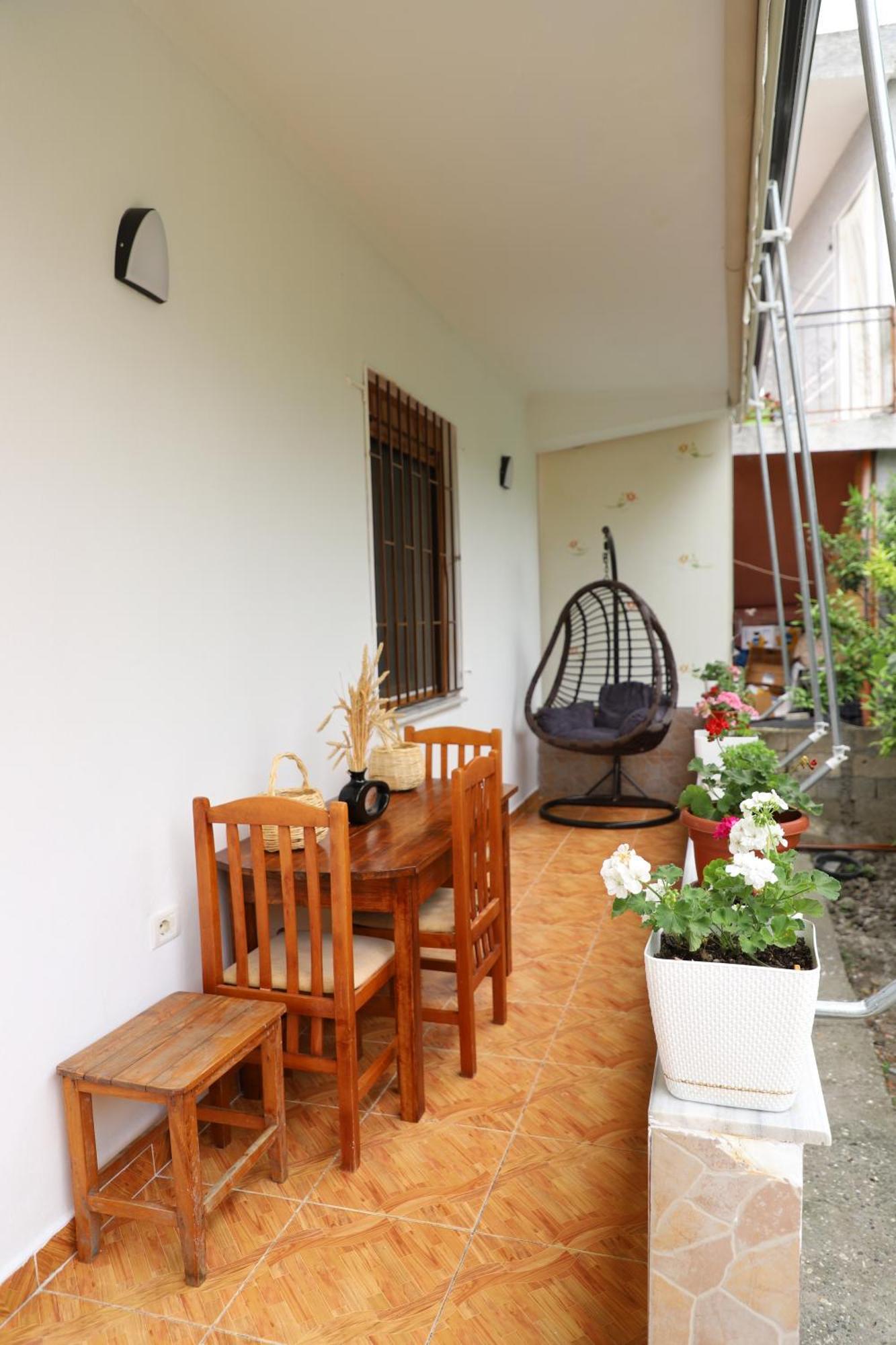 Apartment Xheison Berati Exterior foto
