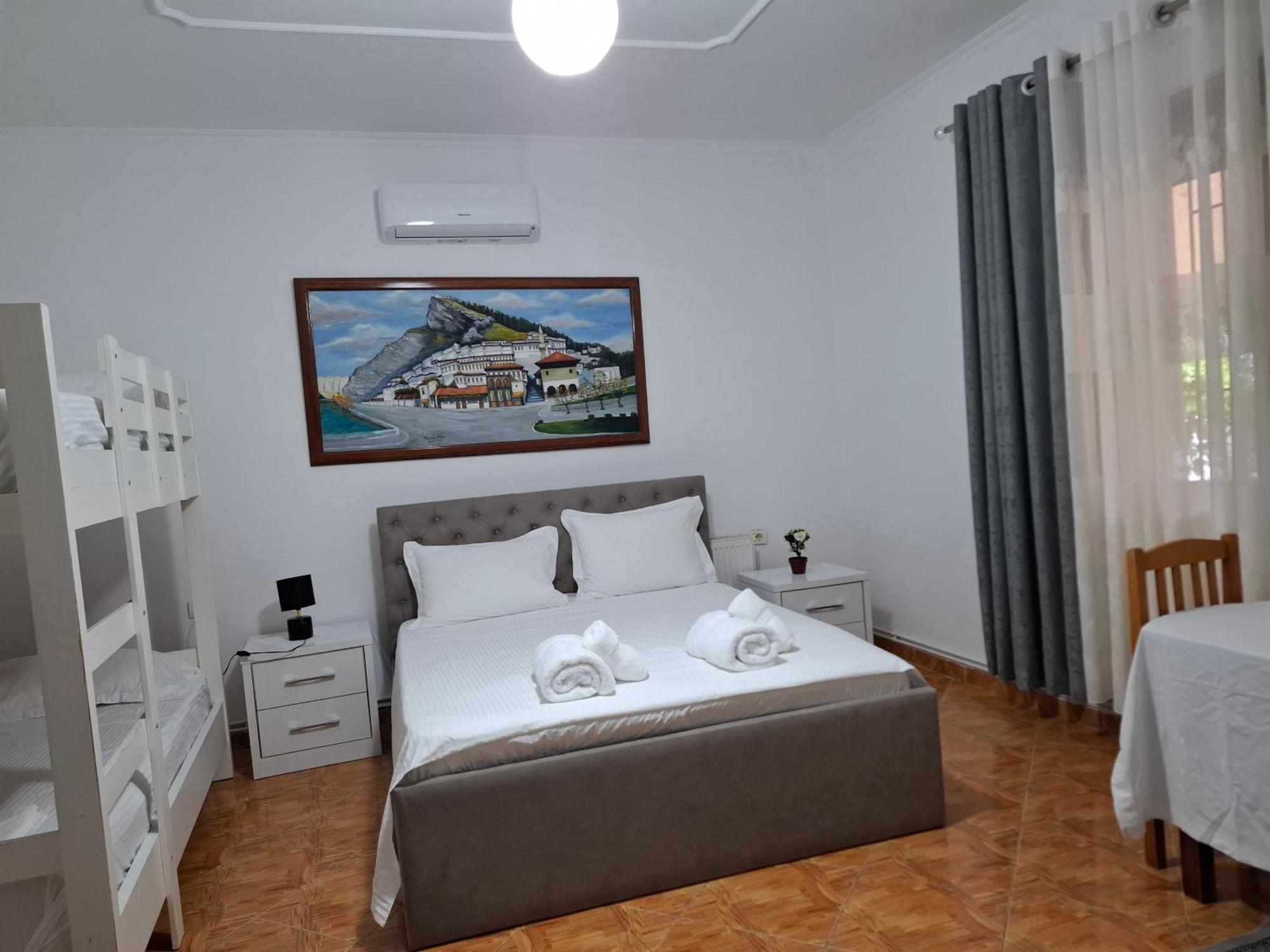 Apartment Xheison Berati Exterior foto